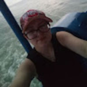 Meet your Posher, Hayley